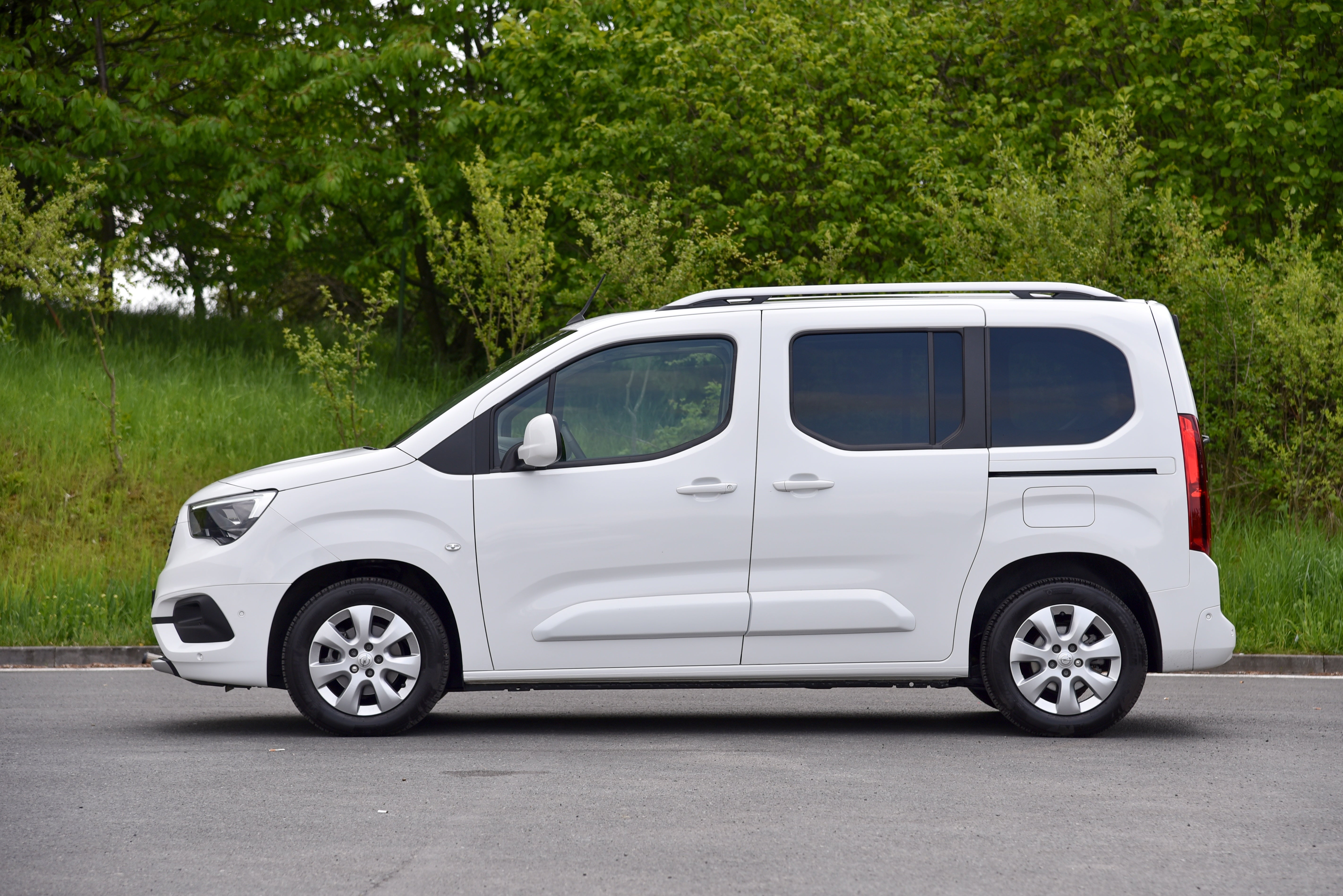 Camping im Opel Combo – dein kompakter Mini-Camper