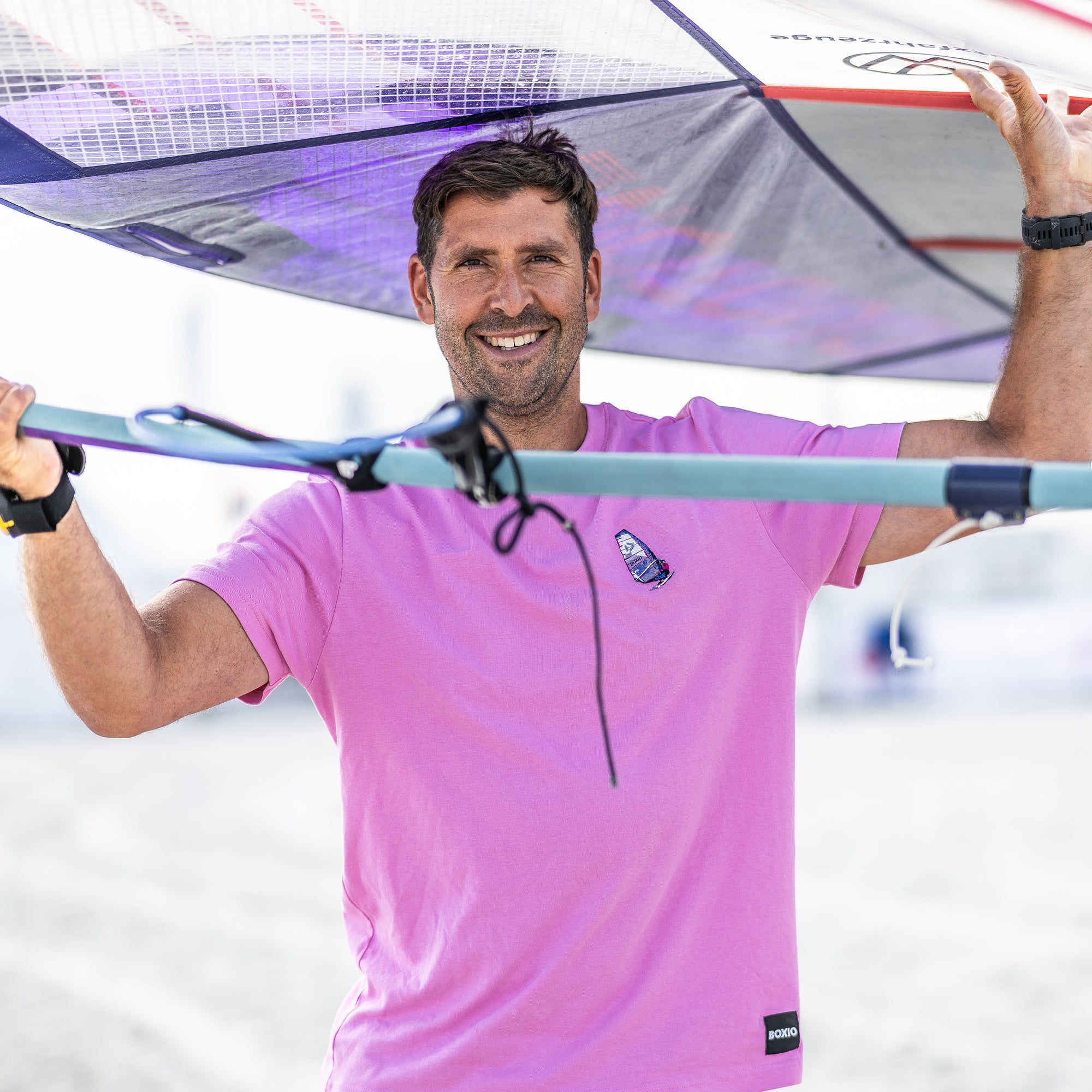 BOXIO x Vincent Langer I T-Shirt mit Stickerei