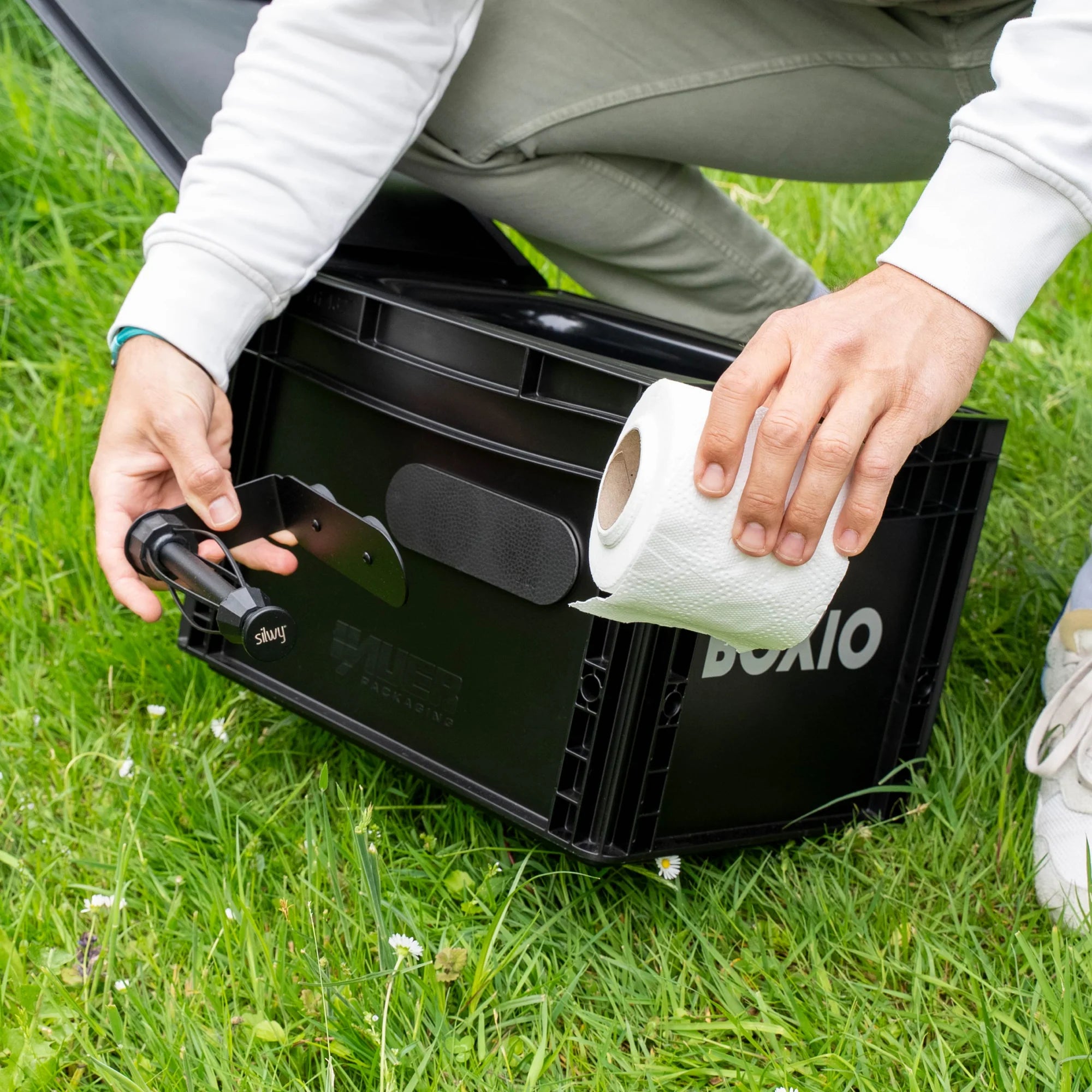 Distributeur magnétique de papier toilette I BOXIO x SILWY®